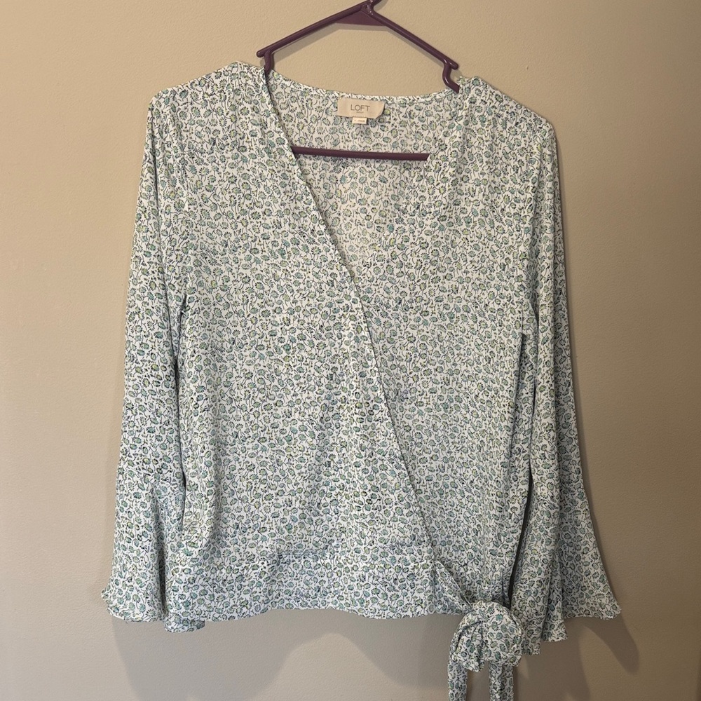 Loft outlet spring top, small